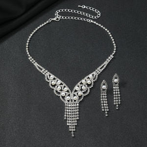 ज़िरकोनिया आभूषण सेट दुल्हन विवाह स्फटिक हीरे की चेन ज़िरकोन महिलाओं की शादी के सहायक उपकरण दुल्हन आभूषण सेट भोज उपहार - Product Image 5