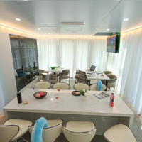 Maison flottante de luxe moderne à énergie solaire, bateau ponton en aluminium, yacht, villa flottante modulaire, catamaran, bateau à double pont 16