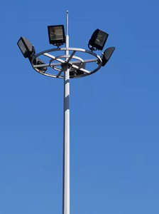 Système d'éclairage de stade à mât haut en acier galvanisé pour stades de football conformes aux normes <span class=keywords><strong>FIFA</strong></span>, conception anti-éblouissement uniforme - Product Image 4