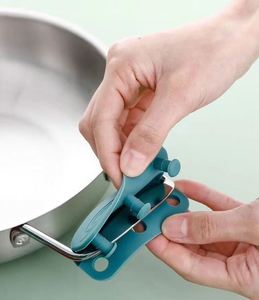Juego de 2 protectores de silicona ecológicos para mangas de ollas y sartenes, resistentes al calor, modernos, sencillos y antideslizantes para utensilios de cocina. - Product Image 3