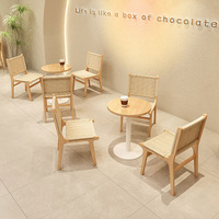 Ensemble de banquettes de restaurant de qualité commerciale, directement de l'usine, en gros, avec table en bois massif et chaise robuste tressée pour salon de thé à bulles