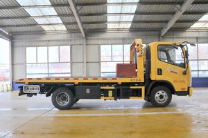 Camión de Remolque de Plataforma Plana Diésel FAW Tiger V 4X2, 110HP, Capacidad de Elevación de 520 kg, Camión Grúa con Carrocería Plana de 4.2 m, Camión <span class=keywords><strong>para</strong></span> Remoción de Obstáculos - Product Image 4