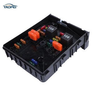 1K0937125D YAOPEI Boîte à fusibles pour VW Jetta Tiguan Golf Variant 4Motion Touran Caddy Eos Scirocco Skoda Seat <span class=keywords><strong>Audi</strong></span> <span class=keywords><strong>A3</strong></span> S3 Q3 RS3 - Product Image 4