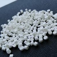 Granulés de PVC blanc de haute qualité, matière vierge, poudre de PVC rigide pour l'extrusion et le moulage de profilés de tuyaux