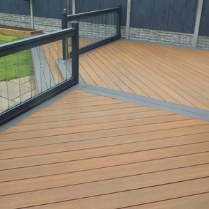 Revêtement de sol <span class=keywords><strong>en</strong></span> vinyle WPC moderne, imperméable, antidérapant et anti-UV <span class=keywords><strong>pour</strong></span> terrasses et piscines, garantie 10 ans, vente <span class=keywords><strong>en</strong></span> gros <span class=keywords><strong>en</strong></span> Chine - Product Image 5
