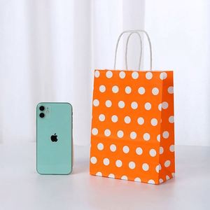 Sac cadeau en papier kraft de luxe imprimé sur mesure de marque célèbre KM Wholesale, sac de shopping prêt à l'emploi, prix - Product Image 2