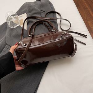 Nuevo Bolso de Hombro de Lujo para Mujer, Estilo Vintage, de Gran Capacidad, con Correa Única y Cierre de Cremallera, en PU - Product Image 4