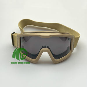 نظارات تكتيكية ذات رؤية واسعة للأنشطة الخارجية مضادة للضباب ومقاومة للرياح نظارات أمان للتصوير مع 3 عدسات قابلة للاستبدال - Product Image 2