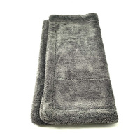 Serviette torsadée personnalisée avec logo privé, couleur et poids sur mesure, vente en gros, fabrication OEM ODM pour les entreprises de lavage de voitures