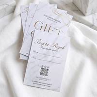 Carte-cadeau de haute qualité à texture marbre avec ruban et nœud, élégante et esthétique, bon de réduction pour clinique, carte de membre avec œillet métallique pour boutique