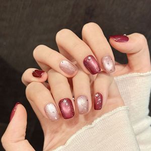 <span class=keywords><strong>Uñas</strong></span> Postizas Hechas a Mano, Diseño 1192, Color <span class=keywords><strong>Vino</strong></span> Tinto, Rosa Nude, con Diamantes Brillantes en Contraste, Estilo Elegante y Sencillo - Product Image 1