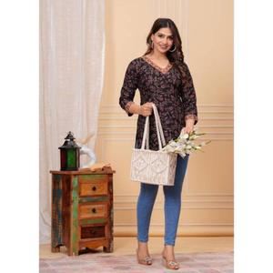 Elegante Kurti Recto de Rayón para Mujer, Color Verde, Sin Arrugas, para Fiestas y Festivales, Últimos Diseños Modernos y Tradicionales de la India - Product Image 1