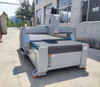 Machine de fraisage CNC Redsail M-1325 pour le traitement du bois, de l'acrylique et du PVC