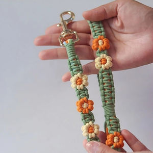 Vendita calda fatta a mano a mano guinzaglio per cani in cotone intrecciato Paracord con bellissimi accessori di fiori per animali domestici - Product Image 5