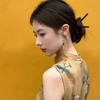 Chinois Antique Rouge Perle De Bon Augure Nuage Imitation Perle Haut De Gamme Hanfu Qipao Boucles D'oreilles En Gros