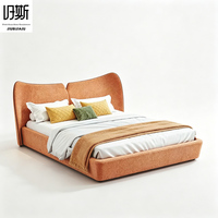Lit en velours italien de luxe minimaliste inclinable et peu encombrant avec cadre en bois, taille personnalisable, lit moelleux haut de gamme pour chambre à coucher