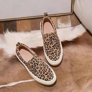 أحذية قماشية مسطحة كاجوال بطبعة الفهد للسيدات، أحذية عصرية كاجوال بسعر الجملة مباشرة من المصنع - Product Image 3