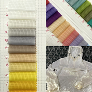 DISPONIBILE Tessuto in Nylon 100% Ripstop a Quadretti, Leggero 20D 30gsm, Lucido, Impermeabile, per Giacche Imbottite e <span class=keywords><strong>Tessuti</strong></span> per Paracadute - Product Image 1