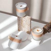 Vente en gros de pots de bougie en céramique verre métal de luxe personnalisés bougie parfumée en cire de soja avec mèche de bougie en bois boîte-cadeau