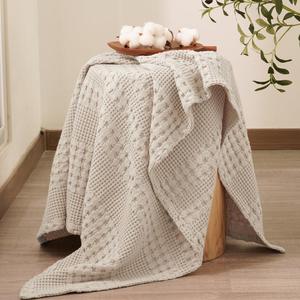 Couverture fine tricotée pour toutes les saisons, personnalisable pour la décoration de chambre, couverture décorative en tricot gaufré OEM ODM - Product Image 6