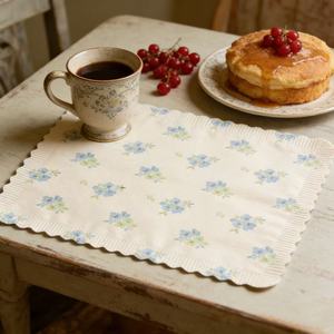 Napperons de table jetables écologiques modernes à motifs floraux en <span class=keywords><strong>dentelle</strong></span> pour pique-nique, fête, dîner à la maison – Vente en gros - Product Image 1