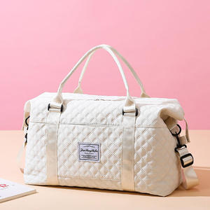 Bolsa de Gimnasio Multifuncional de Nailon Personalizada, Bolsa de Viaje Acolchada con Cierre de Cremallera y Patrón de Cinturón para Yoga y Deportes - Product Image 2