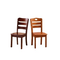 Chaise de salle à manger classique en bois avec dossier en échelle pour les repas en famille et les rassemblements