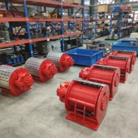 Treuil hydraulique multi-tonnes pour quai maritime, levage, accostage de navires, opérations offshore, équipement de machinerie robuste