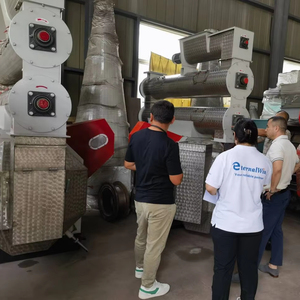 Machine à fabriquer des granulés d'aliments pour animaux de 10 tonnes/h à vendre, <span class=keywords><strong>prix</strong></span> de l'usine de granulés d'aliments pour volailles au Pakistan - Product Image 1