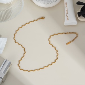 Collar de Acero Inoxidable 316L con Baño de Oro Sólido de 14k, Resistente al Agua y al Deslustre, de 26 Pulgadas, para Mujer y Hombre - Product Image 3