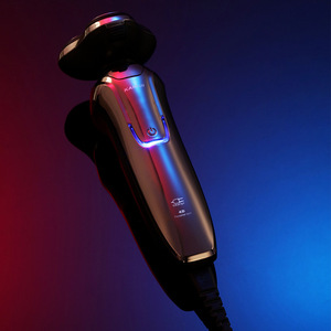 Afeitadora Eléctrica Inalámbrica USB con Cabezal Flotante LED de Doble Cuchilla, Resistente al Agua, <span class=keywords><strong>para</strong></span> Rostro y Cuerpo, <span class=keywords><strong>para</strong></span> Hombres, Uso Doméstico - Product Image 4