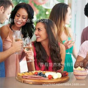 Plateau de service rond en bois Shijie avec design rotatif pour les collations et les plateaux de fromages - Product Image 2