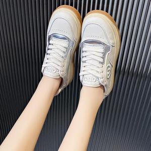 Vendita calda di moda elegante con suola spessa sneakers da donna casual abbinata a colori <span class=keywords><strong>scarpe</strong></span> <span class=keywords><strong>sportive</strong></span> con lacci produttori in Cina - Product Image 2