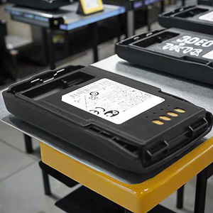 Batería de Iones de Litio PMNN4351BC para Motorola TETRA MTP850 MTP850S MTP830S CEP400 FTN6031, Paquete de Batería para Radio PMNN4351 - Product Image 3