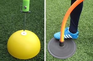 Équipement d'entraînement LISKI, poteaux d'agilité de football, lot de 8 poteaux de slalom, 30 mm x H. 55 cm, GUMMY - rouge - pointe en acier avec plaque - Product Image 5