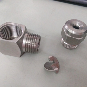 Whirl-Jet Corner Boquilla de pulverización de cono completo Limpieza de Punta extraíble Construcción Granja Restaurante Uso doméstico Industrias minoristas Nuevo usado - Product Image 1