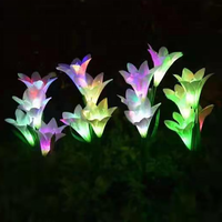 Lampes solaires décoratives LED multicolores changeantes de couleur, 70 cm, étanches, pour jardin, pelouse, cour, en métal, à piquer dans le sol