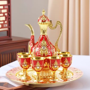 Ensemble de vin rose de style palais européen en gros du fabricant, carafe à vin et verres en métal gravé, ensemble de vin vintage pour la maison - Product Image 2