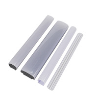 Profils en plastique PVC/PC pour extrusion, profilés rigides pour portes/fenêtres, profilés anti-âge, profilés façonnés, machines pour l'amélioration de l'habitat