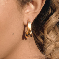 Boucles d'oreilles abstraites en acier inoxydable plaqué or, design sculptural, art contemporain, étanches, hypoallergéniques, vente en gros