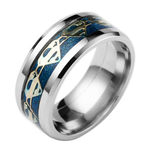 แหวนแฟชั่นขายดีที่ได้รับแรงบันดาลใจจากภาพยนตร์ยุโรปและอเมริกาที่มีโลโก้ซูเปอร์แมน - Product Image 3