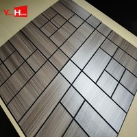 Panneau acoustique en bois à lattes Akupanel avec dos en feutre PET, isolation phonique, panneau MDF pour la décoration intérieure commerciale