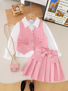Vêtements pour enfants en gros, nouvelle collection été, vêtements doux pour filles de 4 à 7 ans, <span class=keywords><strong>gilet</strong></span> à nœud, chemise blanche, jupe plissée, ensemble trois pièces - Product Image 2