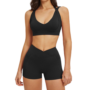 <span class=keywords><strong>Ensemble</strong></span> de <span class=keywords><strong>sport</strong></span> respirant pour <span class=keywords><strong>femme</strong></span> : soutien-gorge de <span class=keywords><strong>sport</strong></span> et <span class=keywords><strong>short</strong></span> pour yoga/course à pied - Product Image 1
