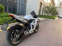 Moto sportive KOVE 450RR Supersport à quatre cylindres en ligne refroidie par eau