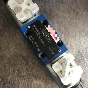 R900568233 4WE6W62EG24N9K4 방향 제어기 - Product Image 1