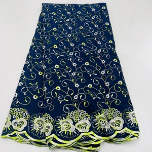 Prix de Gros d'Usine Tissu <span class=keywords><strong>Dentelle</strong></span> Tulle Suisse 100% Coton Brodé de Fil d'Or et d'Argent pour Robes Africaines - Product Image 1
