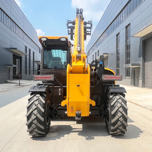 מלגזה טלסקופית 3-5 טון עם הנעה 4X4, מנוע דיזל, להרמת מכולות, לשטח, עם כלים עזר מתחלפים - מבצע חם - Product Image 3