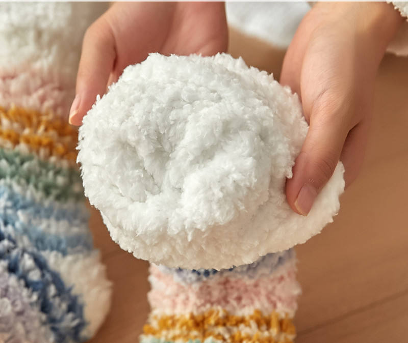 QKURT 5 Paires De Chaussettes Moelleuses Pour Femmes - Motif De Dessin Animé, Chaussettes Chaudes En Polaire Corail, Douces Et Pelucheuses Pour L'Hiver