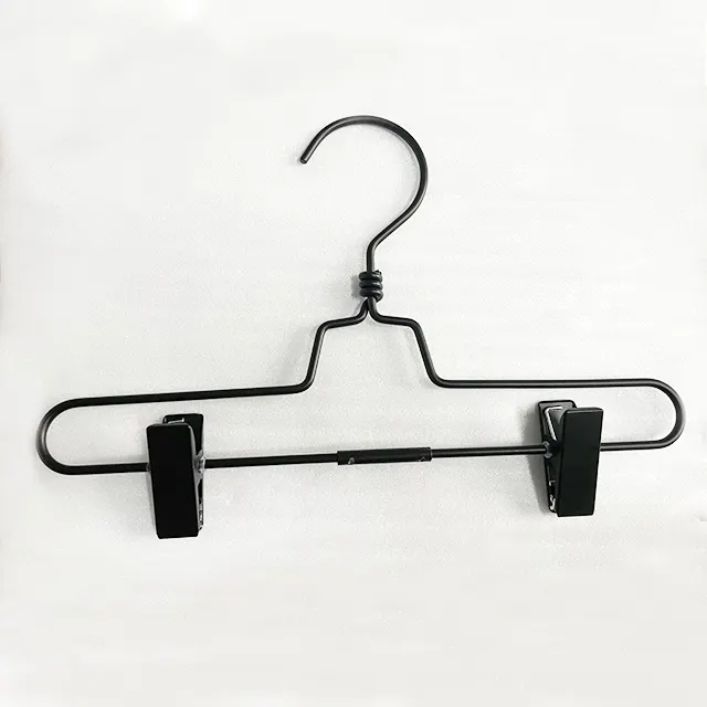 Wholesale Black Metal Hanger With Clips